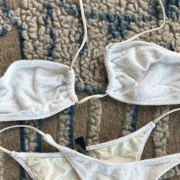 TRIANGL ASTER white toweling, M top and M bottom - Picture 3 of 12